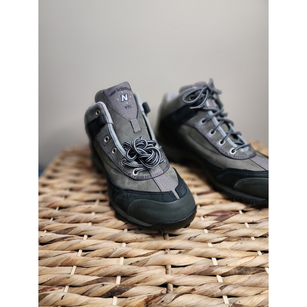 New Balance 971 Mens Hiking Boots Green Black Wide 2E MW971GN Trail Shoes - Picture 3 of 9